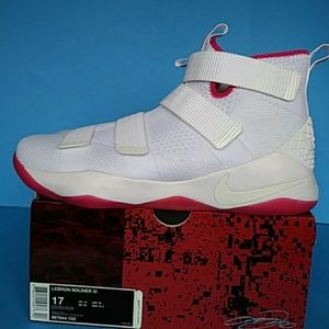 COPY - BRAND NEW NIKE LEBRON MEN'S SIZE 17 BASKETBALL SNE